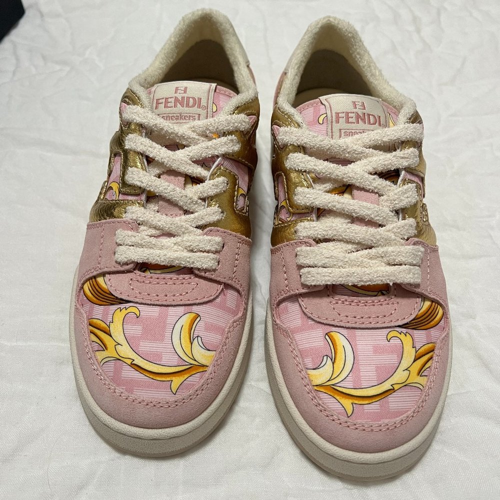 Fendi Match - Fendace Printed Pink Satin Low Top Sneakers - Picture 6 of 9